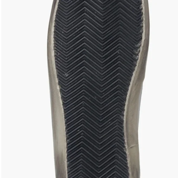 New Super-Star Low Top Sneaker (Men)
Golden Goose size 42 - Picture 6 of 6